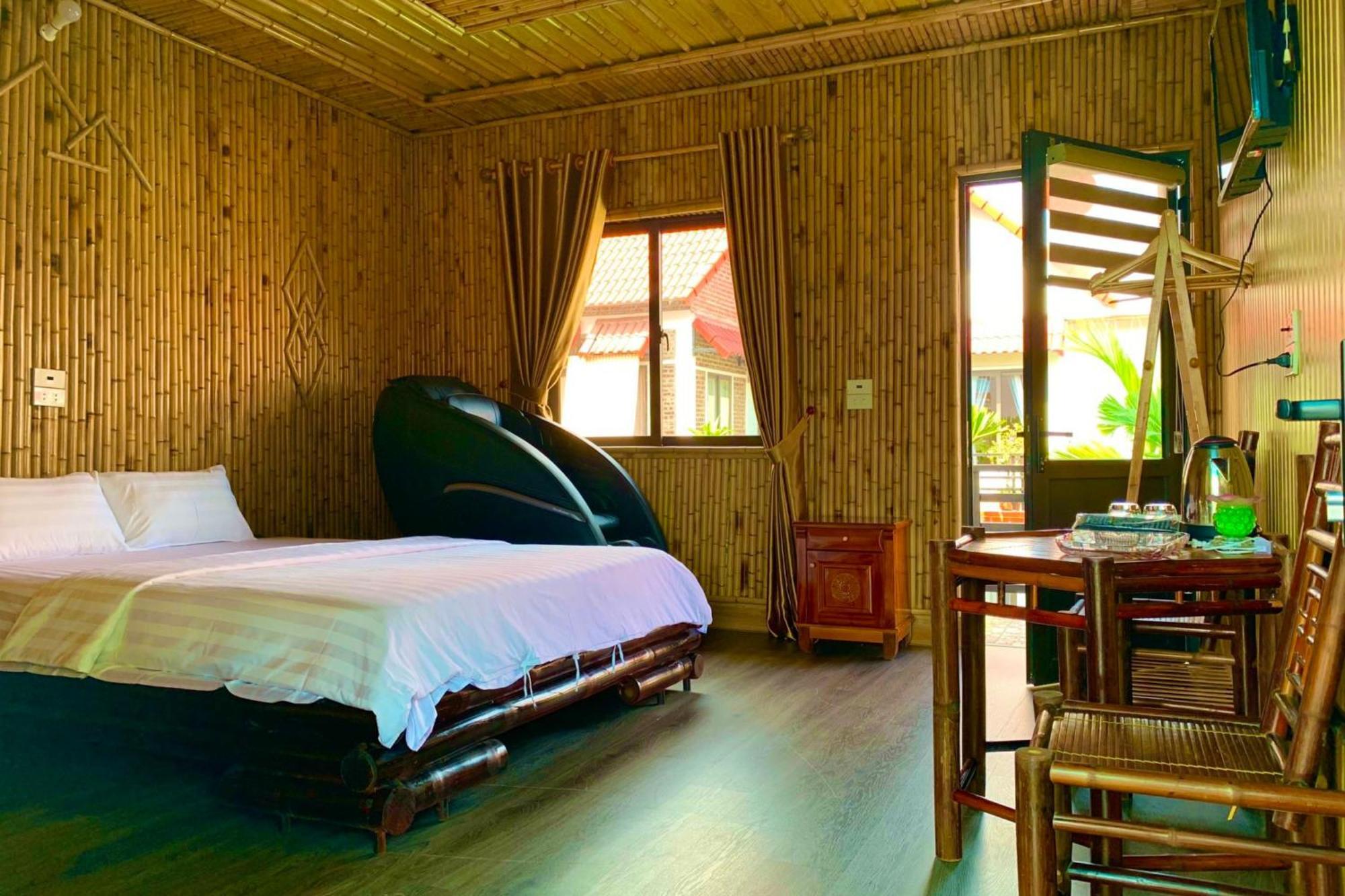 The Pineapple House Bed & Breakfast Ninh Binh Exterior photo